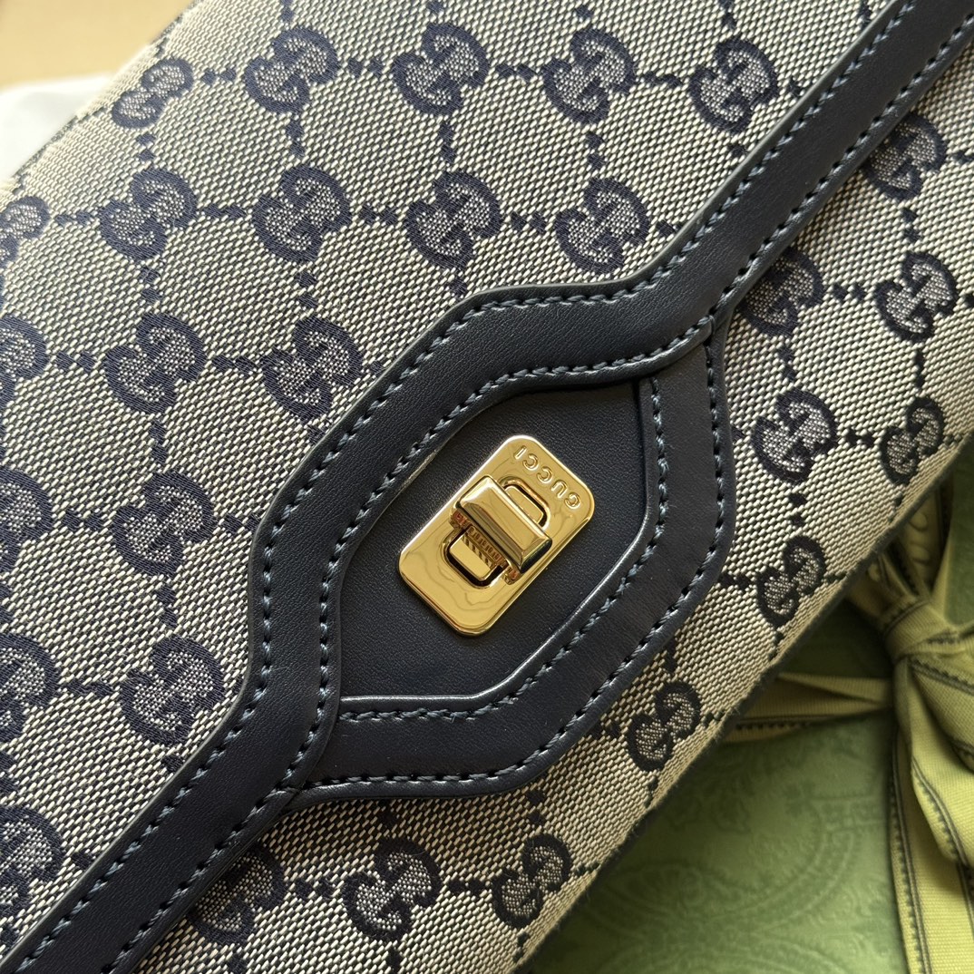 Gucci Satchel Bags